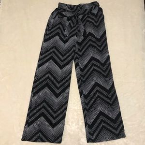 Fashion Nova Patterned Chevron Pants